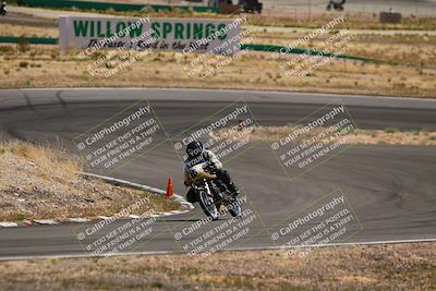 media/Apr-19-2025-AHRMA (Sat) [[3d98ca3309]]/Race/Group 5/Turn 4/